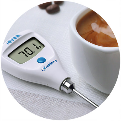 1995 — World’s first pocket thermometer with CAL Check™