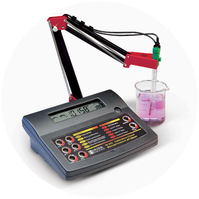 2003 — World’s first pH meter with CAL Check